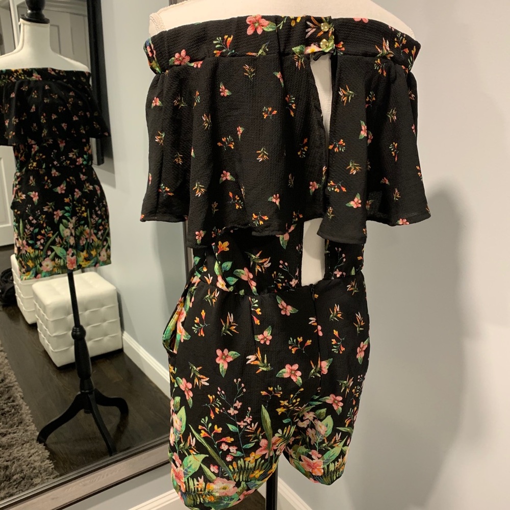 Romper - Picture 3 of 3